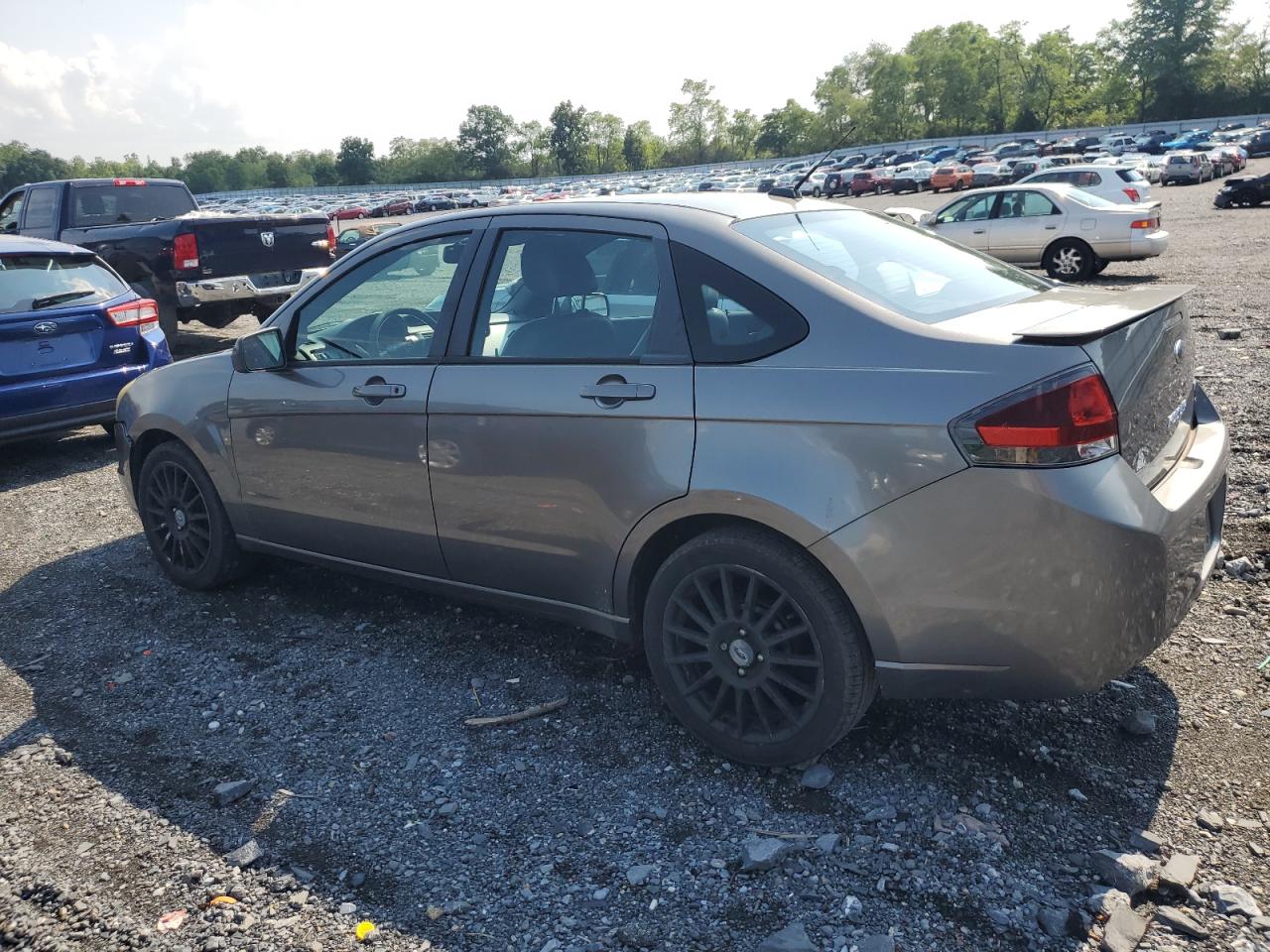 2010 Ford Focus Ses VIN: 1FAHP3GN1AW258369 Lot: 65632624