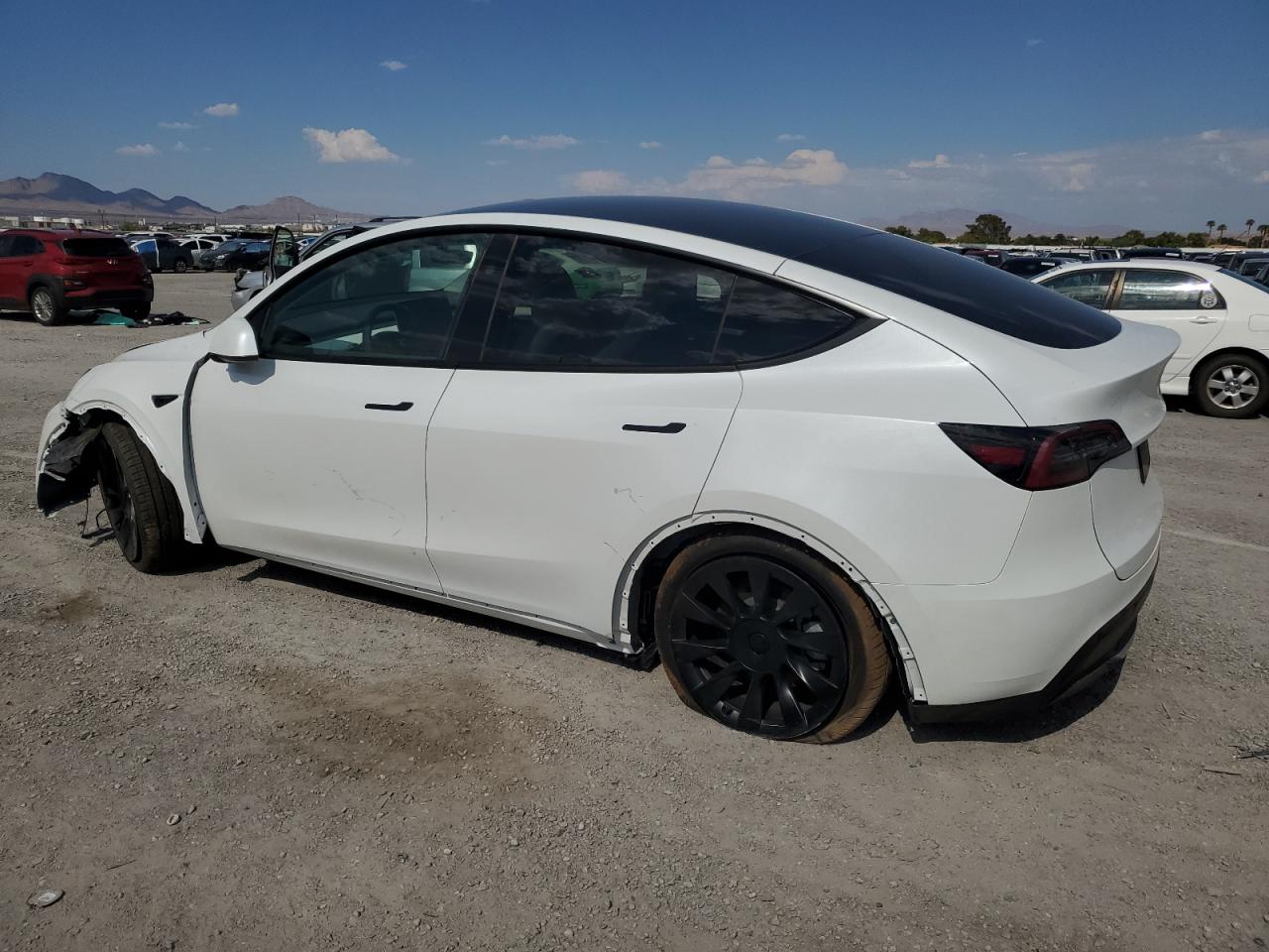 VIN 7SAYGDEE8RF125968 2024 TESLA MODEL Y no.2