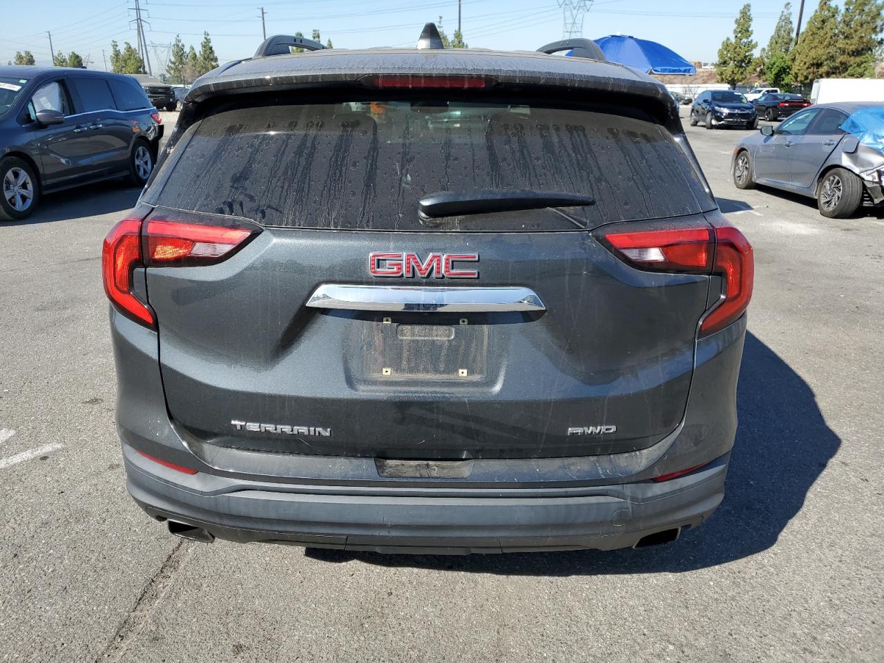 3GKALTEX8JL336409 2018 GMC Terrain Sle