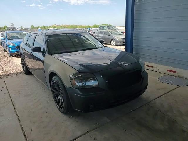 2005 Dodge Magnum Sxt VIN: 2D4FV48V65H648029 Lot: 61951684