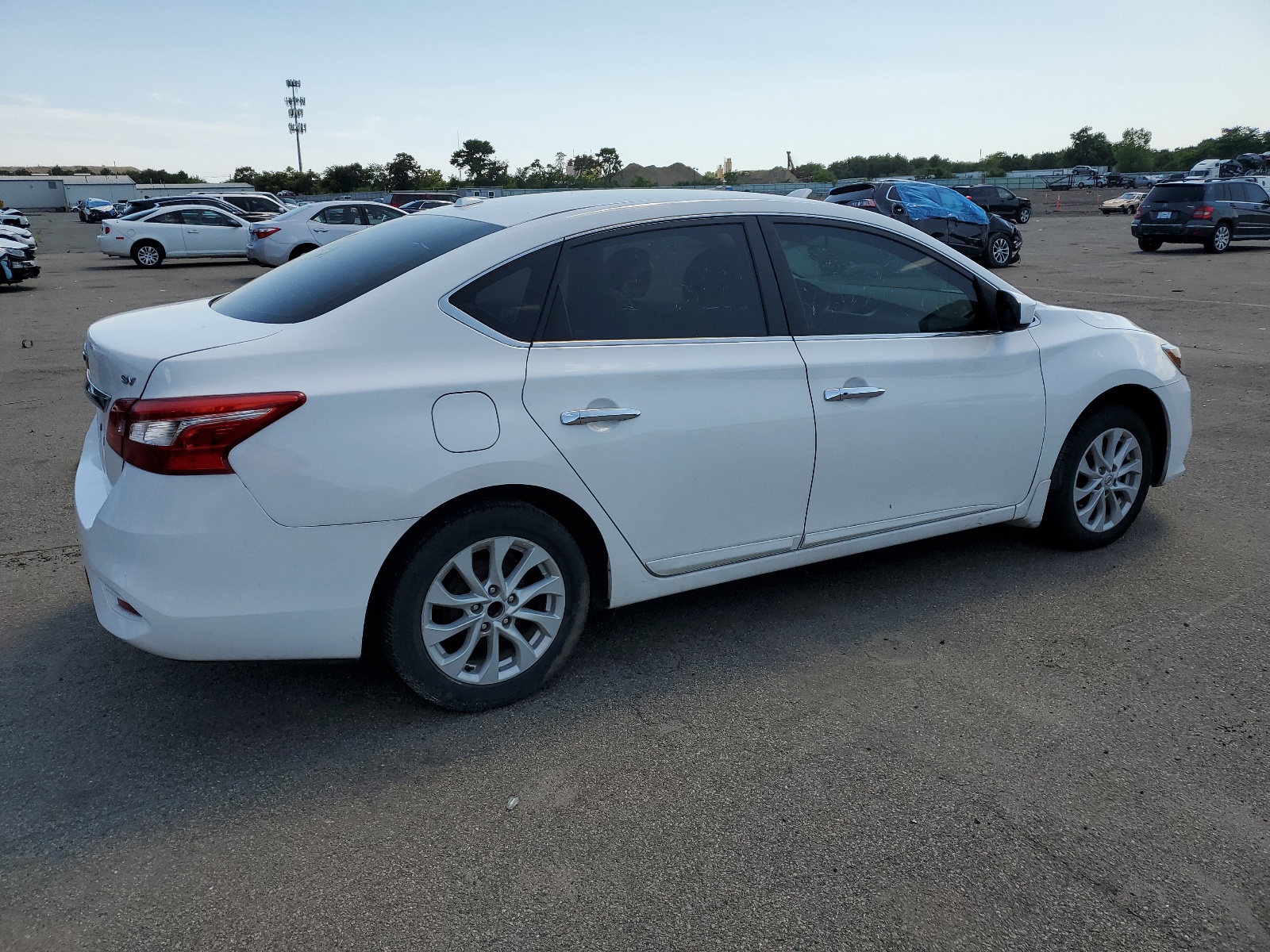 3N1AB7AP8JY341420 2018 Nissan Sentra S