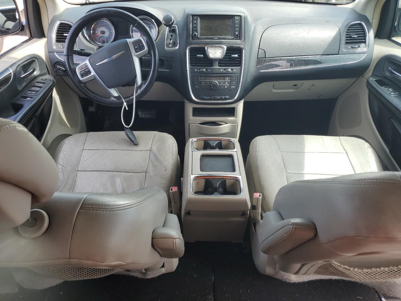 2011 Chrysler Town & Country Touring VIN: 2A4RR5DG1BR723490 Lot: 61269624