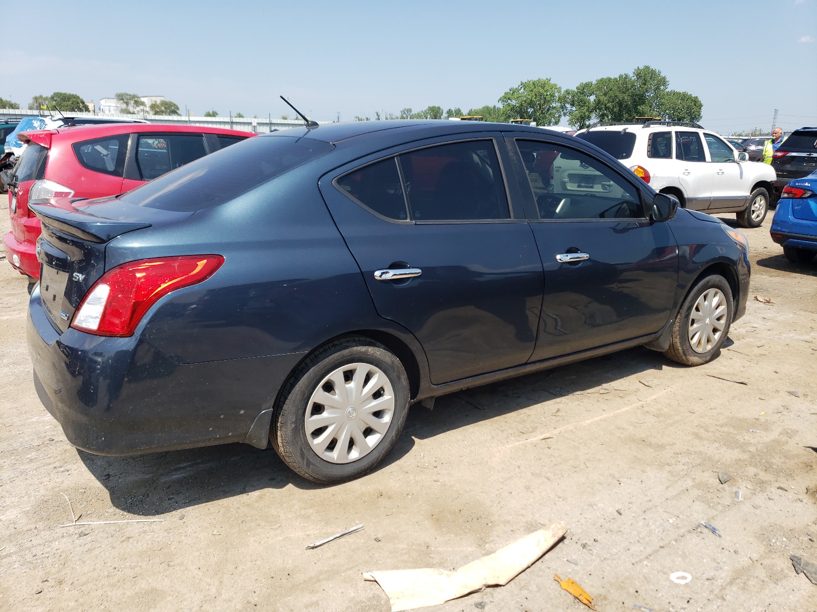 2016 Nissan Versa S vin: 3N1CN7AP5GL872452