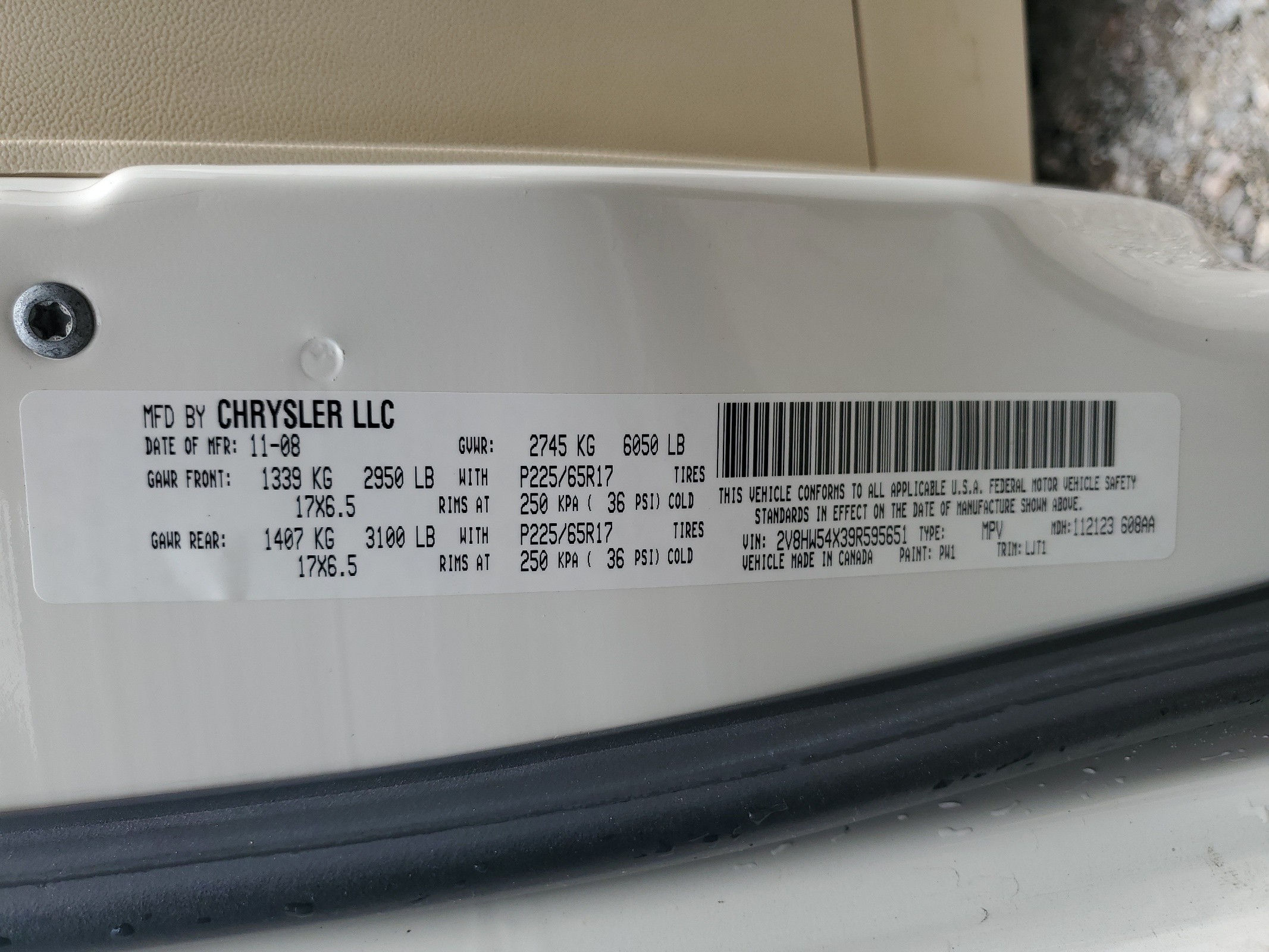 2V8HW54X39R595651 2009 Volkswagen Routan Sel