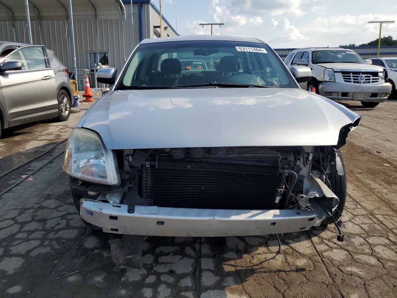 2005 Mercury Montego Luxury VIN: 1MEFM40185G607386 Lot: 63111464