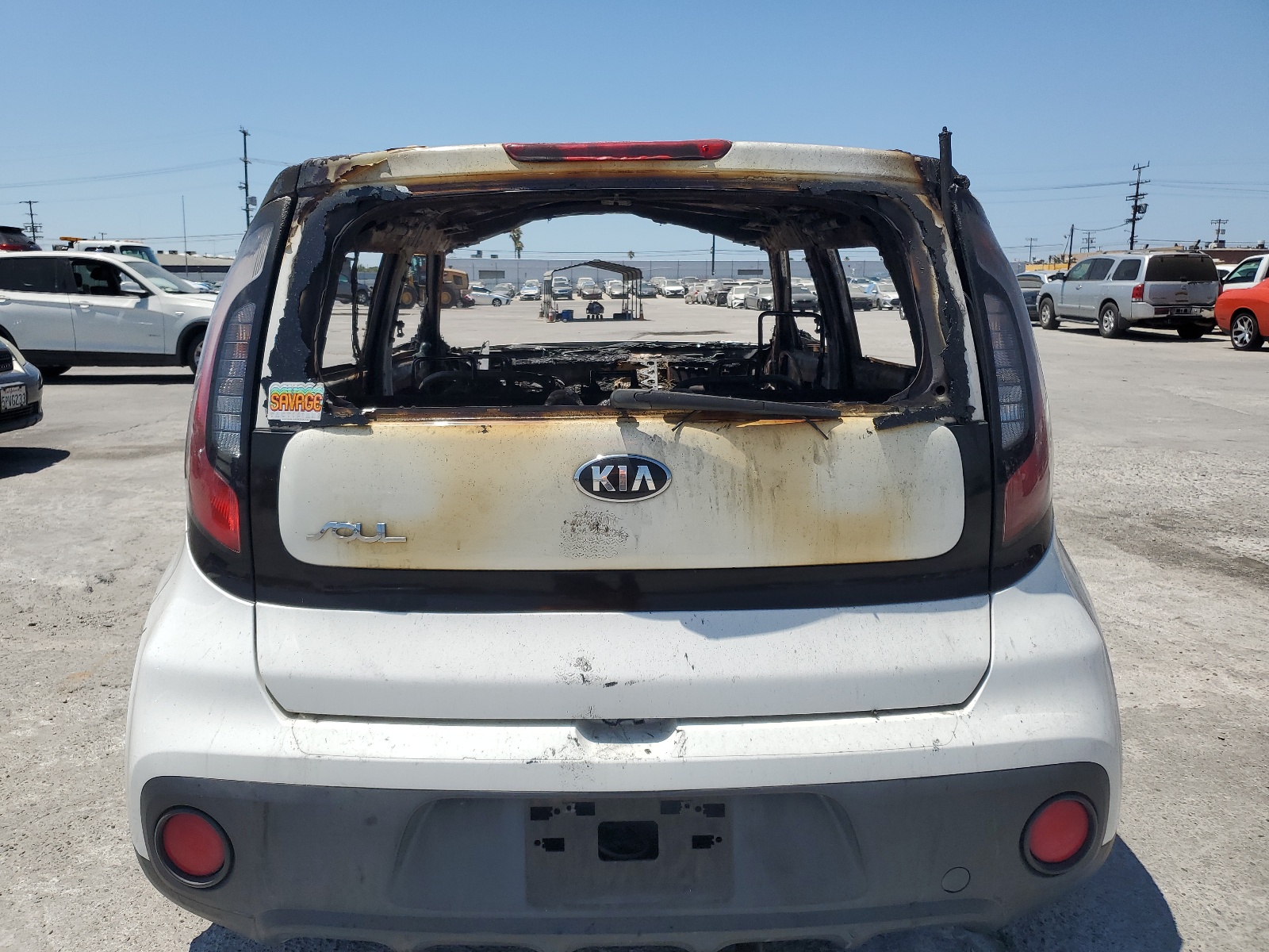 KNDJN2A28H7886511 2017 Kia Soul