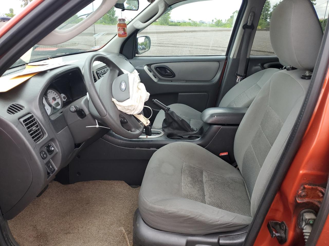 2006 Ford Escape Xlt VIN: 1FMYU03156KD44525 Lot: 64767084