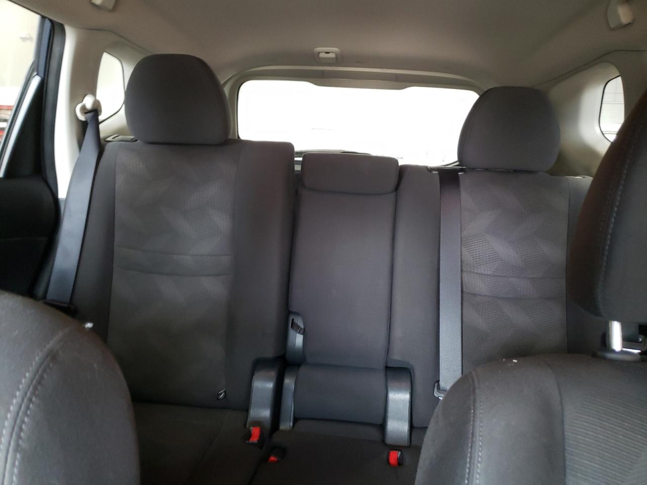 2016 Nissan Rogue S VIN: KNMAT2MV1GP653757 Lot: 64399824