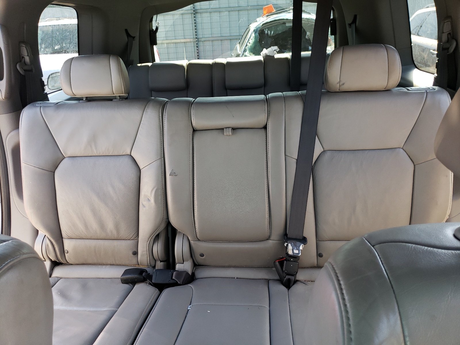 5FNYF4H53BB026850 2011 Honda Pilot Exl