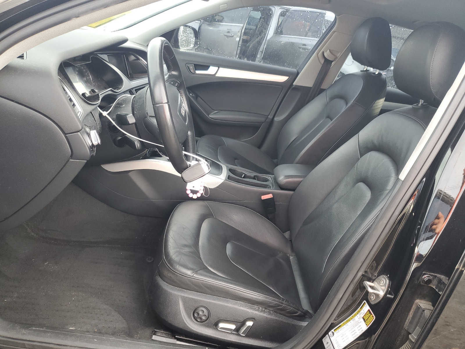 WAUBFAFL8EN003329 2014 Audi A4 Premium