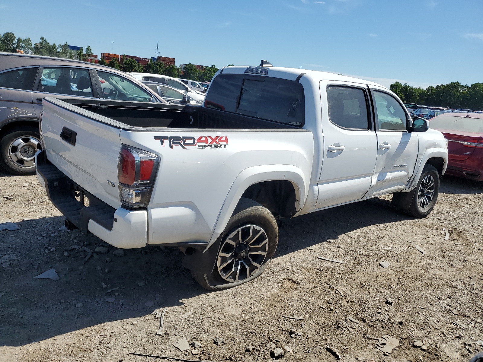 2021 Toyota Tacoma Double Cab vin: 5TFCZ5AN4MX266824