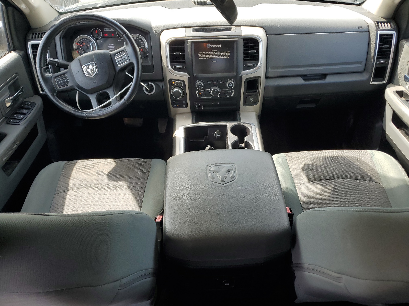 3C6RR7LT9FG599228 2015 Ram 1500 Slt