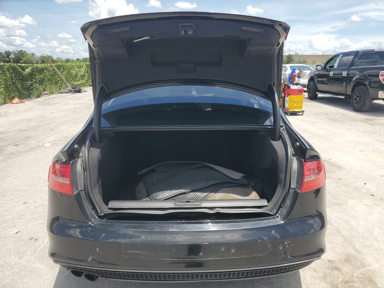 WAUAFAFL6EN023347 2014 Audi A4 Premium