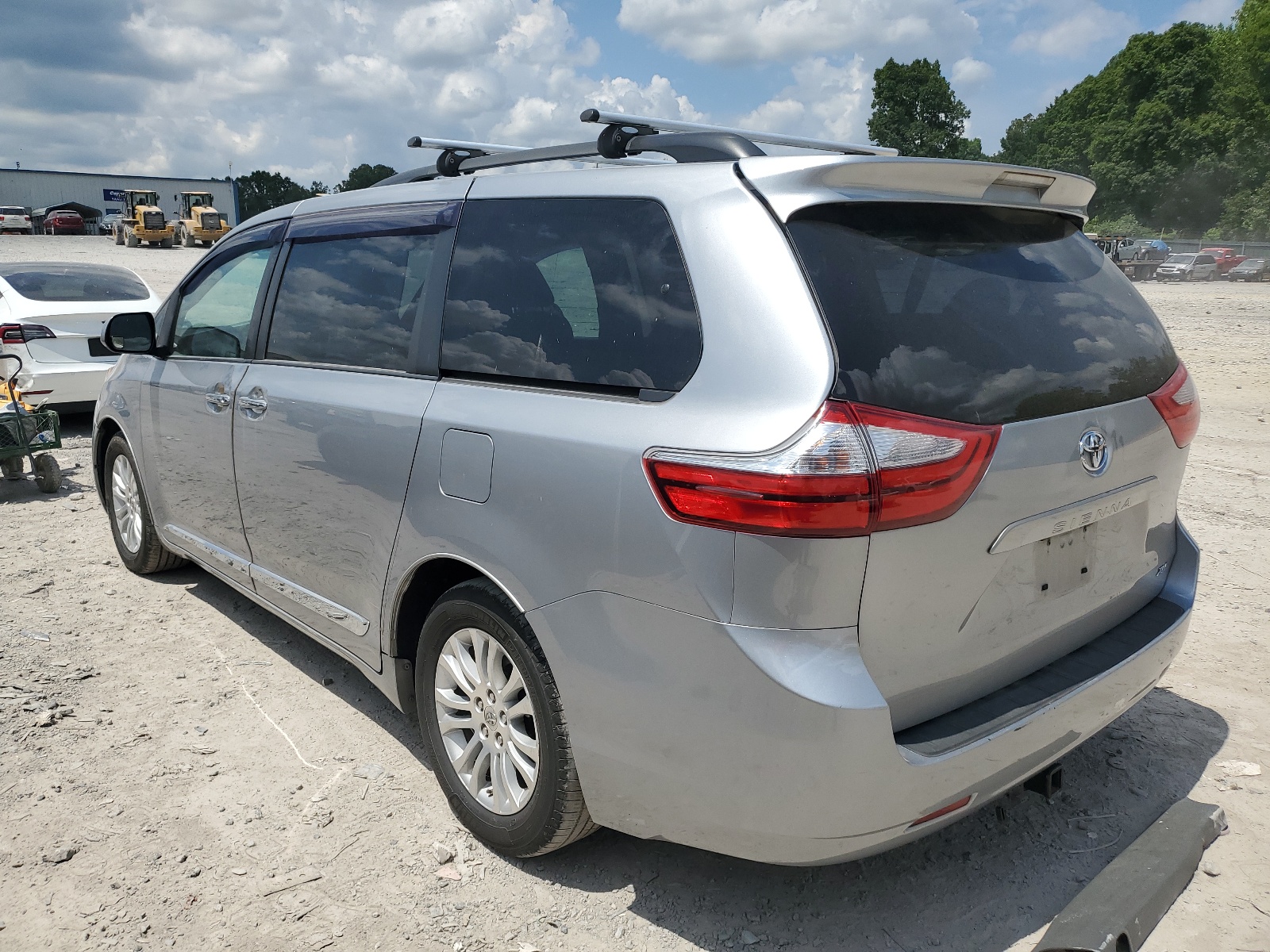 5TDYK3DCXFS554042 2015 Toyota Sienna Xle