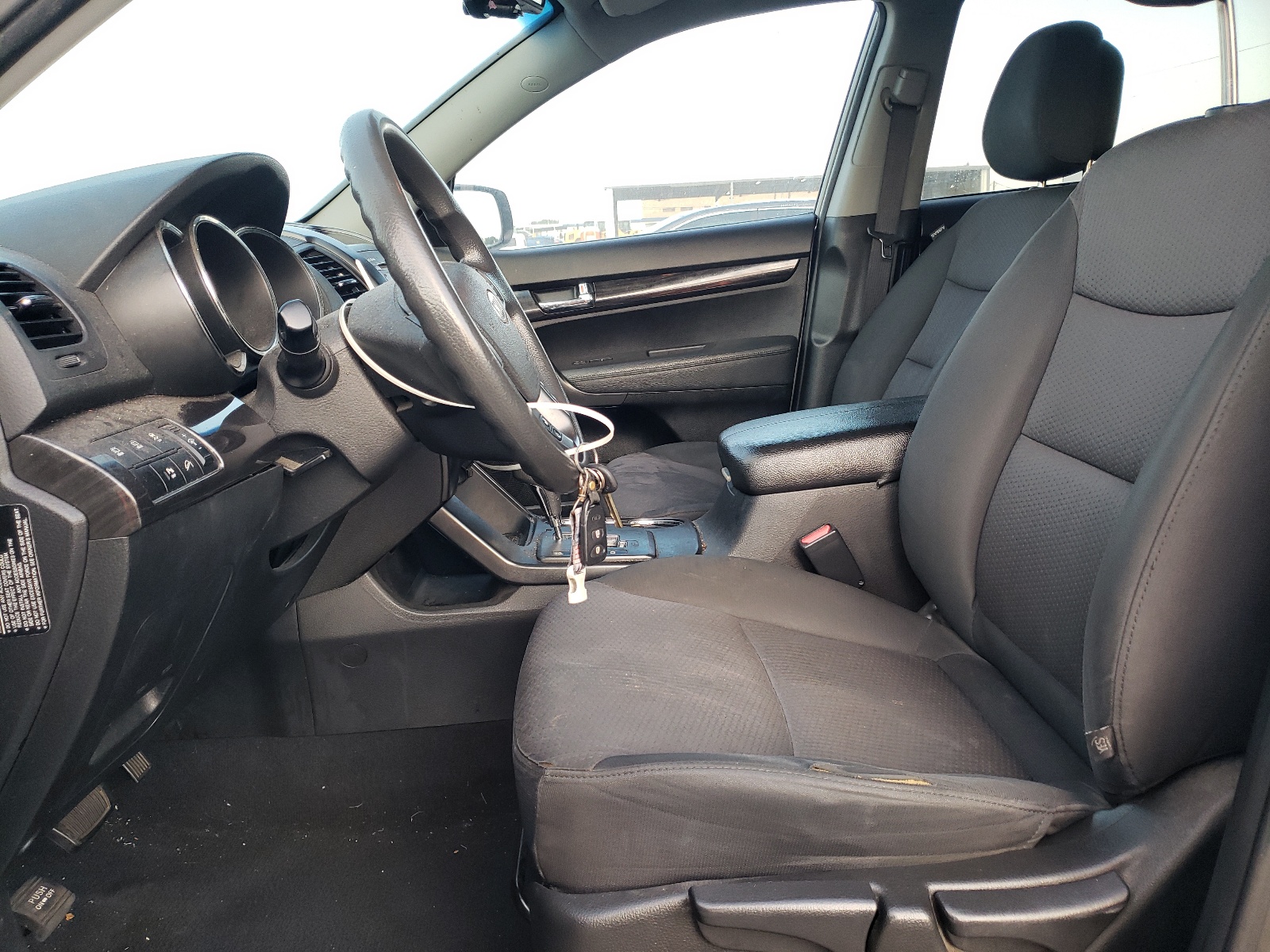 5XYKT3A67CG308480 2012 Kia Sorento Base