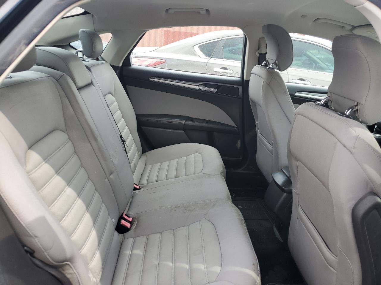 2014 Ford Fusion S Hybrid VIN: 3FA6P0UU2ER251313 Lot: 61903394