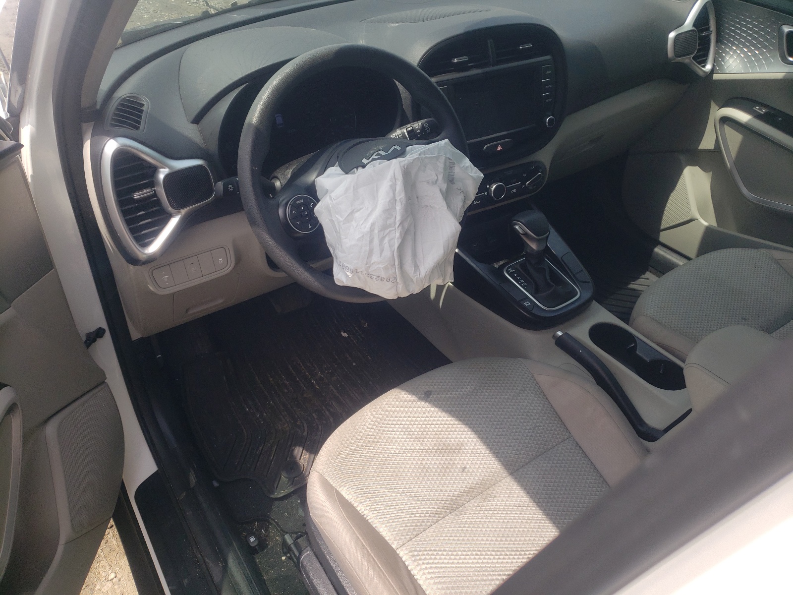 KNDJ23AU4N7152976 2022 Kia Soul Lx