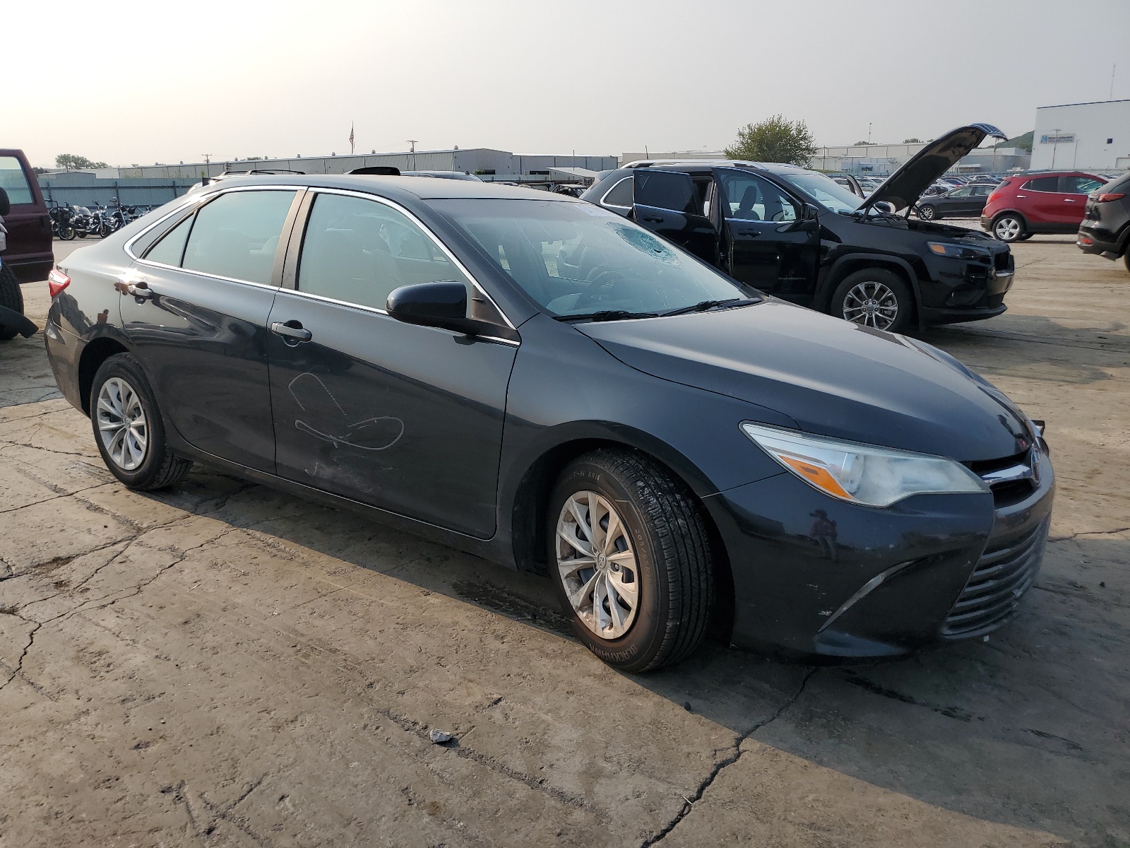 2016 Toyota Camry Le vin: 4T1BF1FK1GU609750