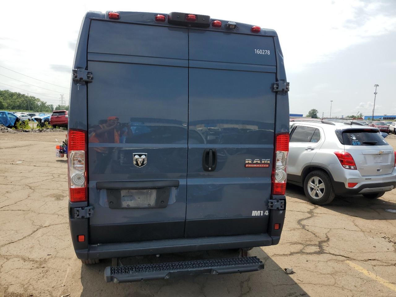 2019 Ram Promaster 2500 2500 High VIN: 3C6TRVDG1KE518126 Lot: 63052114