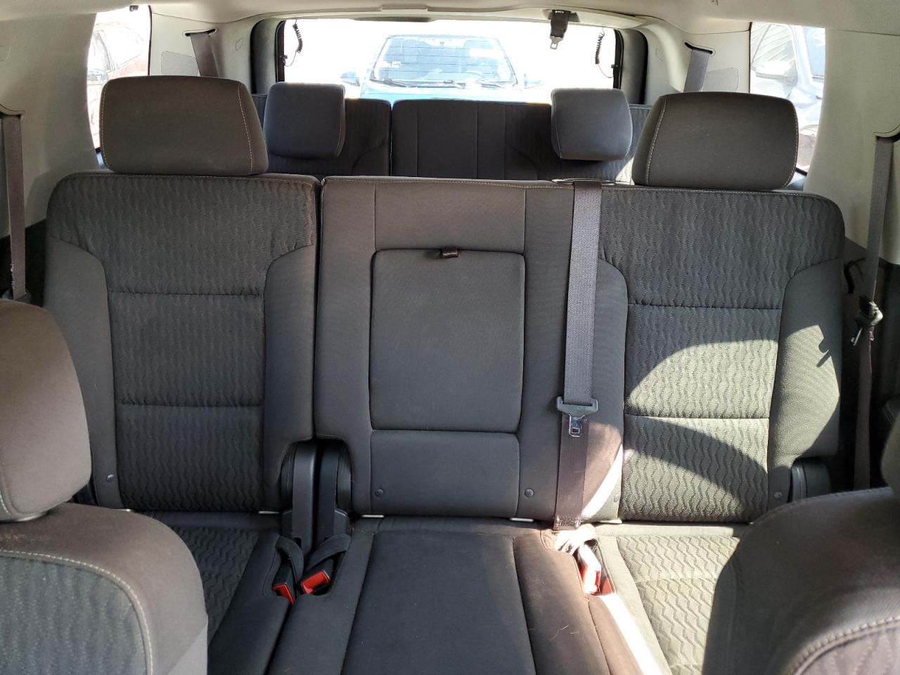 2016 Chevrolet Tahoe C1500 Ls VIN: 1GNSCAKC6GR481365 Lot: 62132764