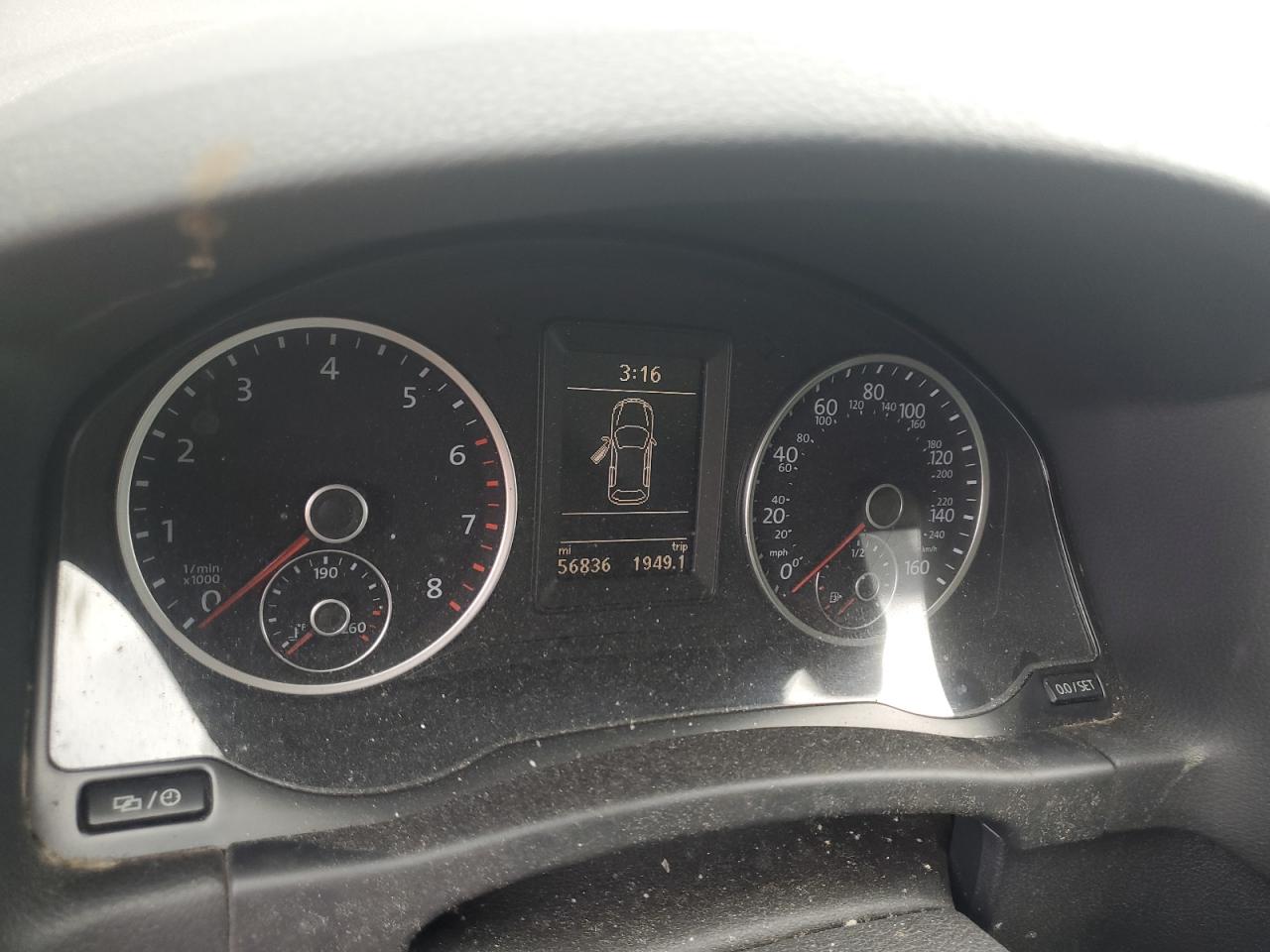 2017 Volkswagen Tiguan Wolfsburg VIN: WVGSV7AX1HK028769 Lot: 64521264