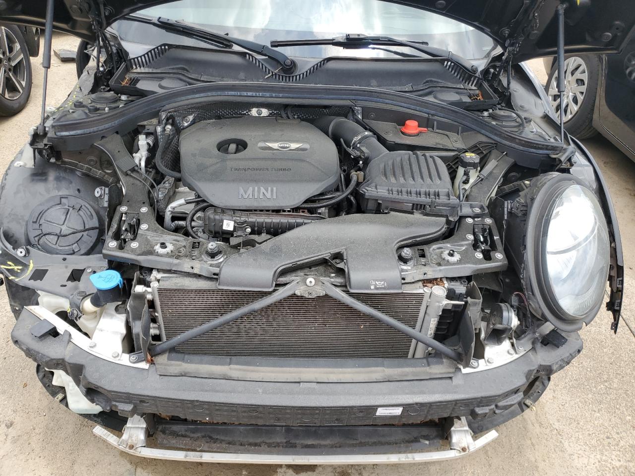 2017 Mini Cooper Clubman VIN: WMWLN5C50H2E31747 Lot: 65001374