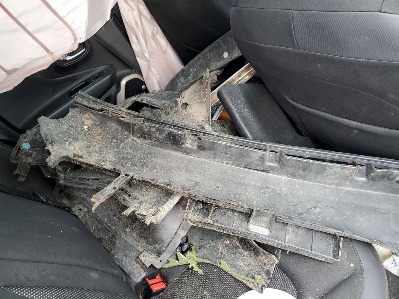 2016 Jeep Renegade Latitude VIN: ZACCJBBT4GPC63836 Lot: 62629504