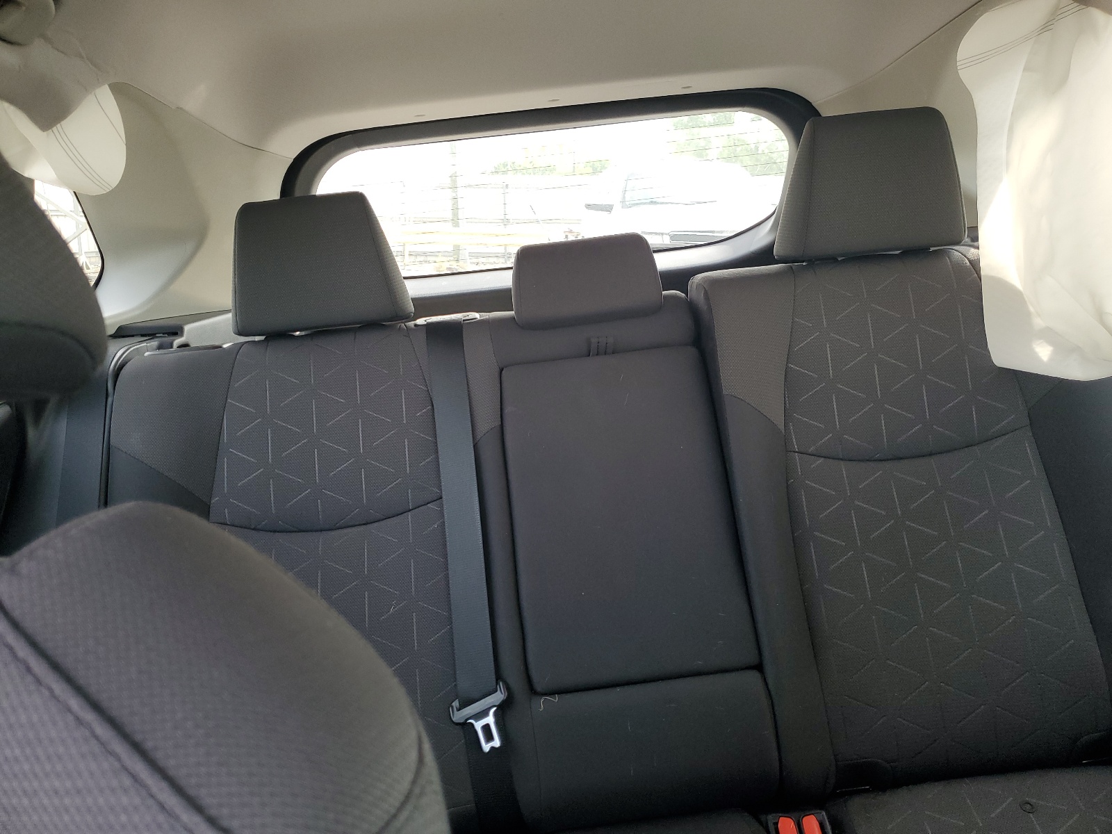 2T3W1RFVXKC020108 2019 Toyota Rav4 Xle