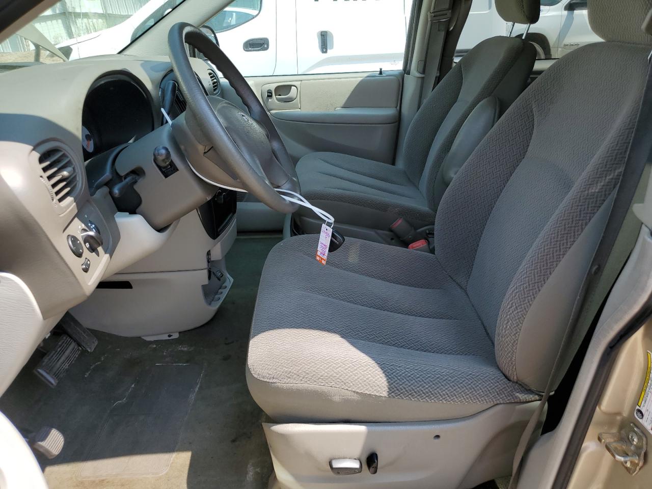 2006 Dodge Caravan Sxt VIN: 1D4GP45R96B745032 Lot: 64475124