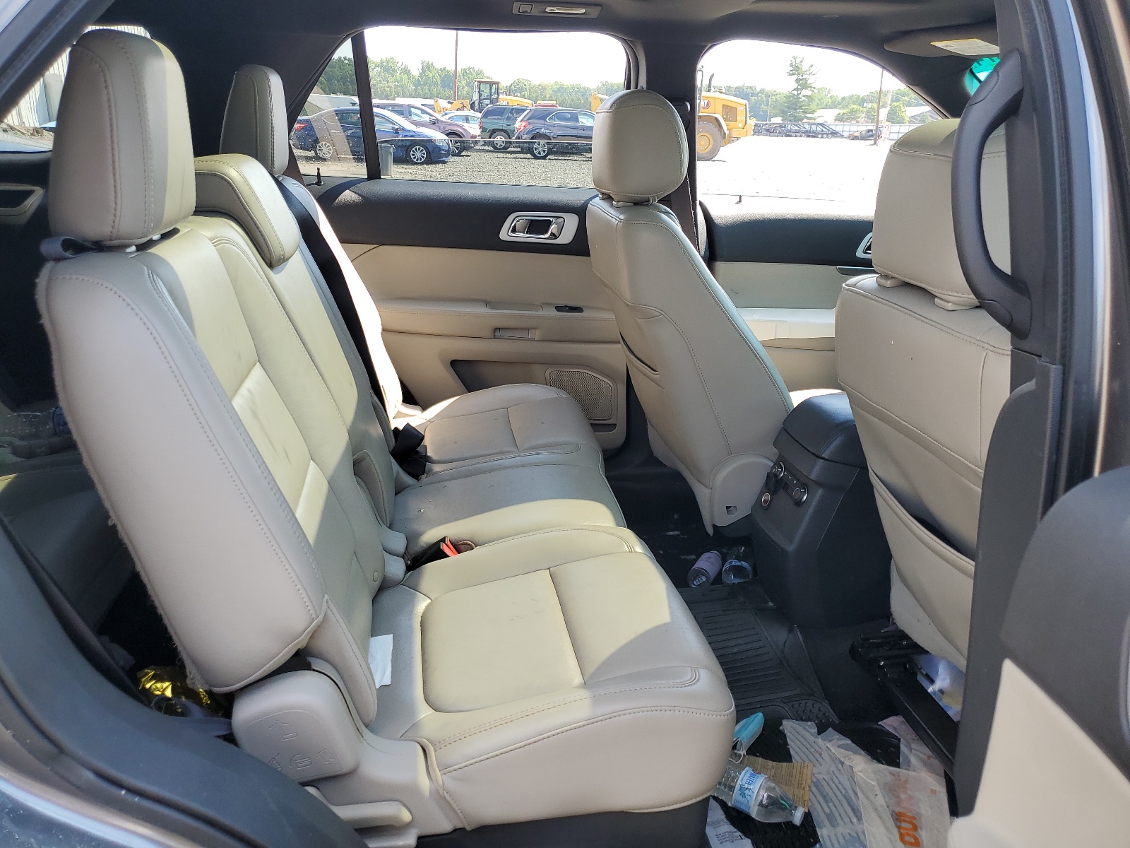 1FMHK7D81BGA40583 2011 Ford Explorer Xlt