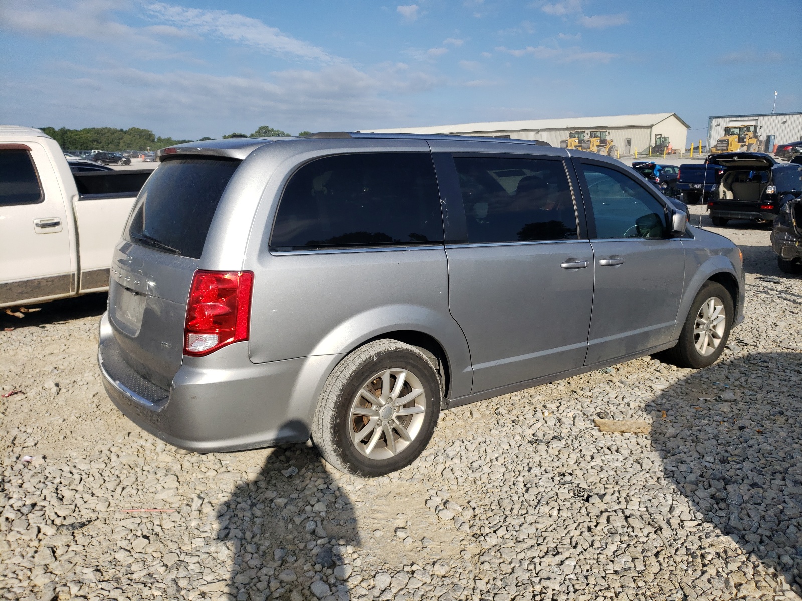 2019 Dodge Grand Caravan Sxt vin: 2C4RDGCG8KR750168