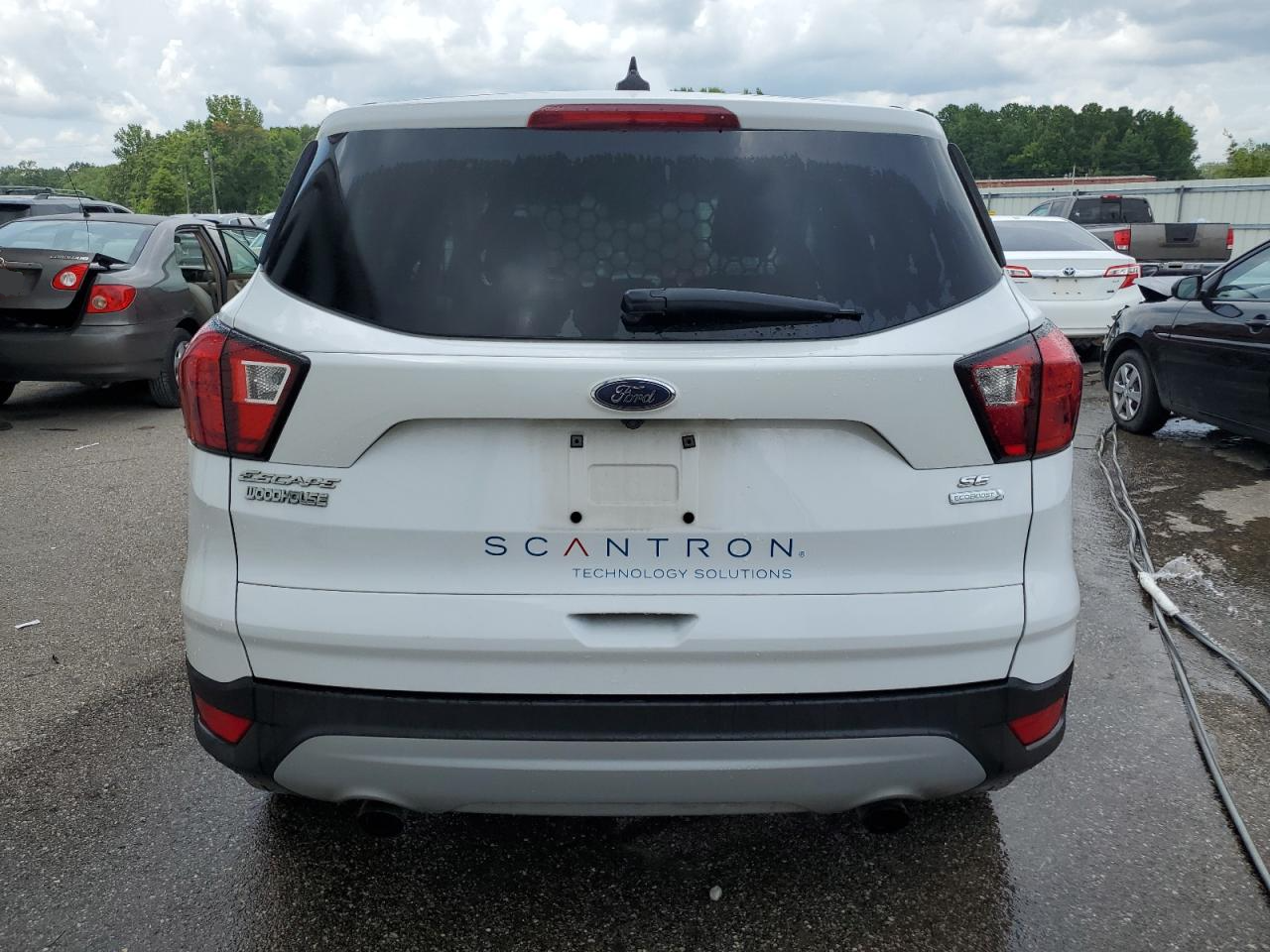 1FMCU0GD7KUA65378 2019 Ford Escape Se