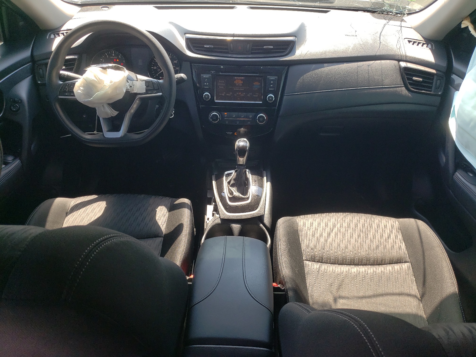 KNMAT2MT4JP581958 2018 Nissan Rogue S