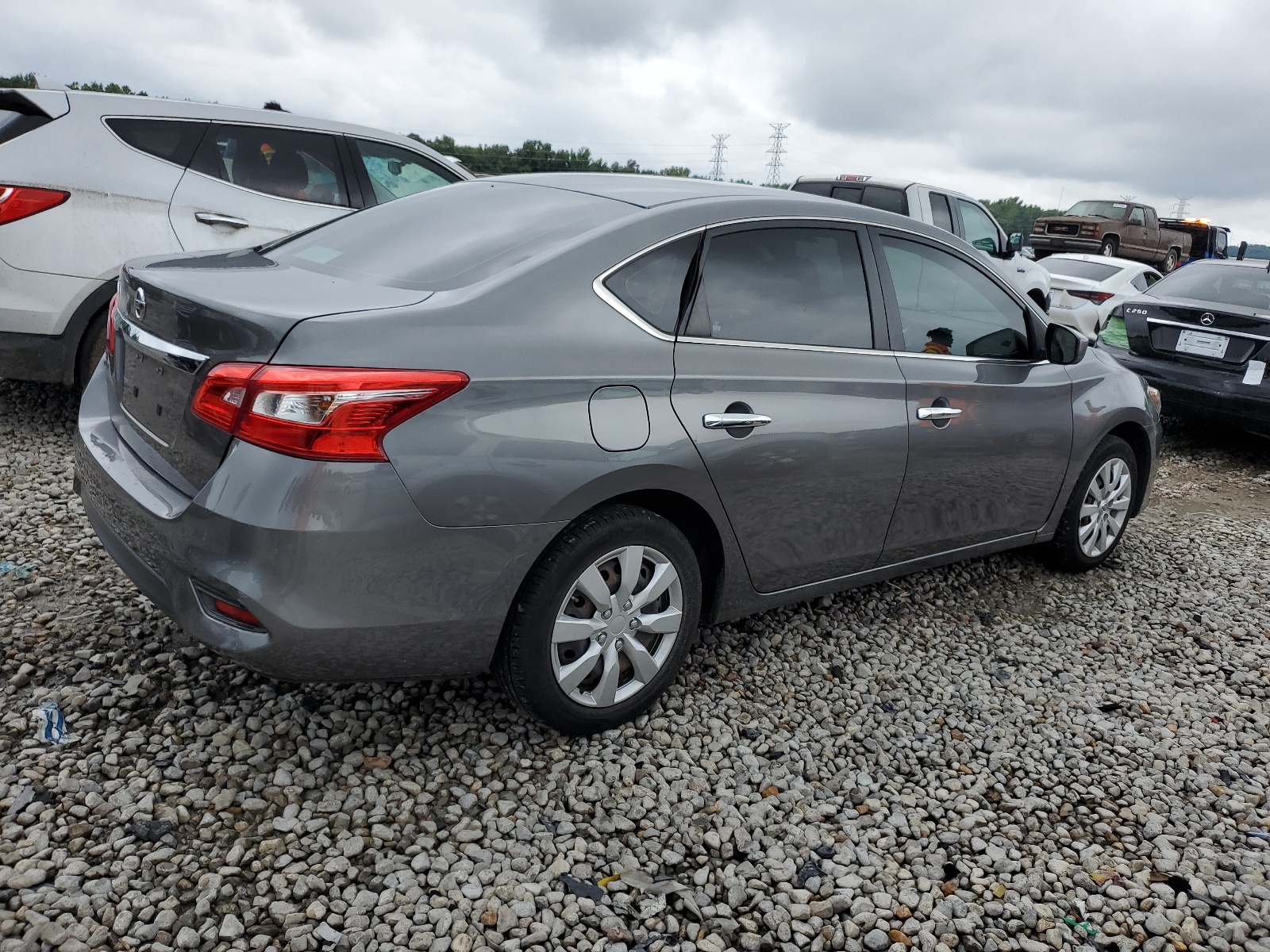 2016 Nissan Sentra S vin: 3N1AB7AP7GY238983