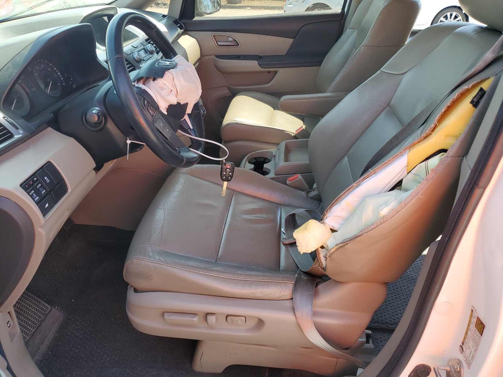 5FNRL5H68CB057069 2012 Honda Odyssey Exl