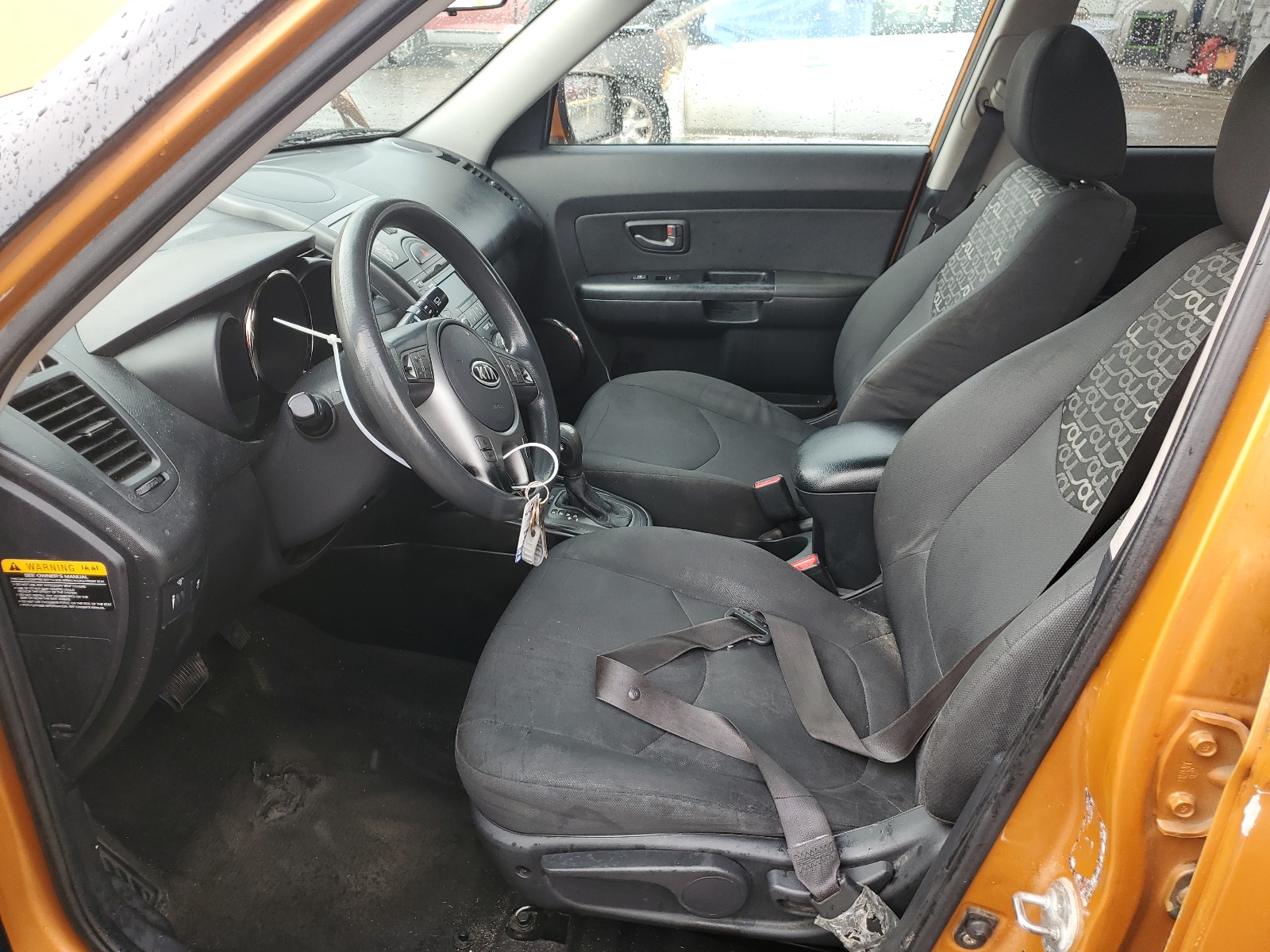 KNDJT2A22B7272552 2011 Kia Soul +