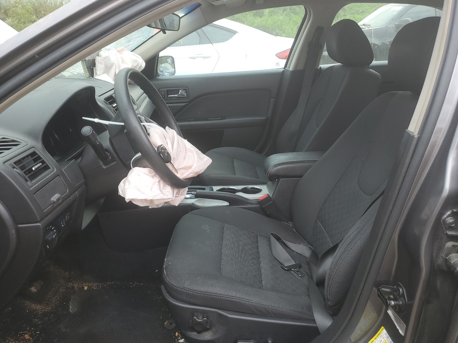 3FAHP0HG9BR196125 2011 Ford Fusion Se