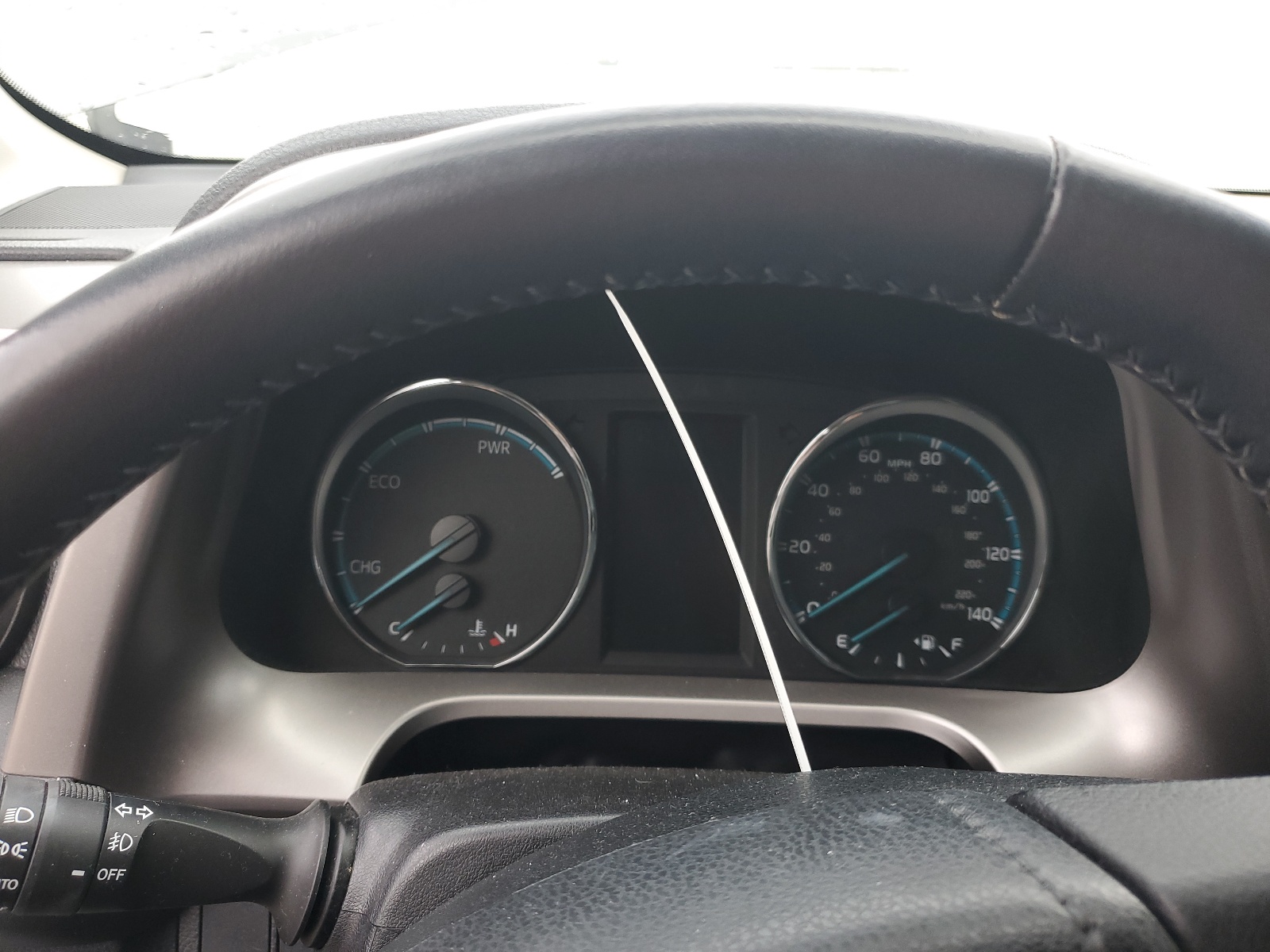 JTMRJREV7HD083900 2017 Toyota Rav4 Hv Le