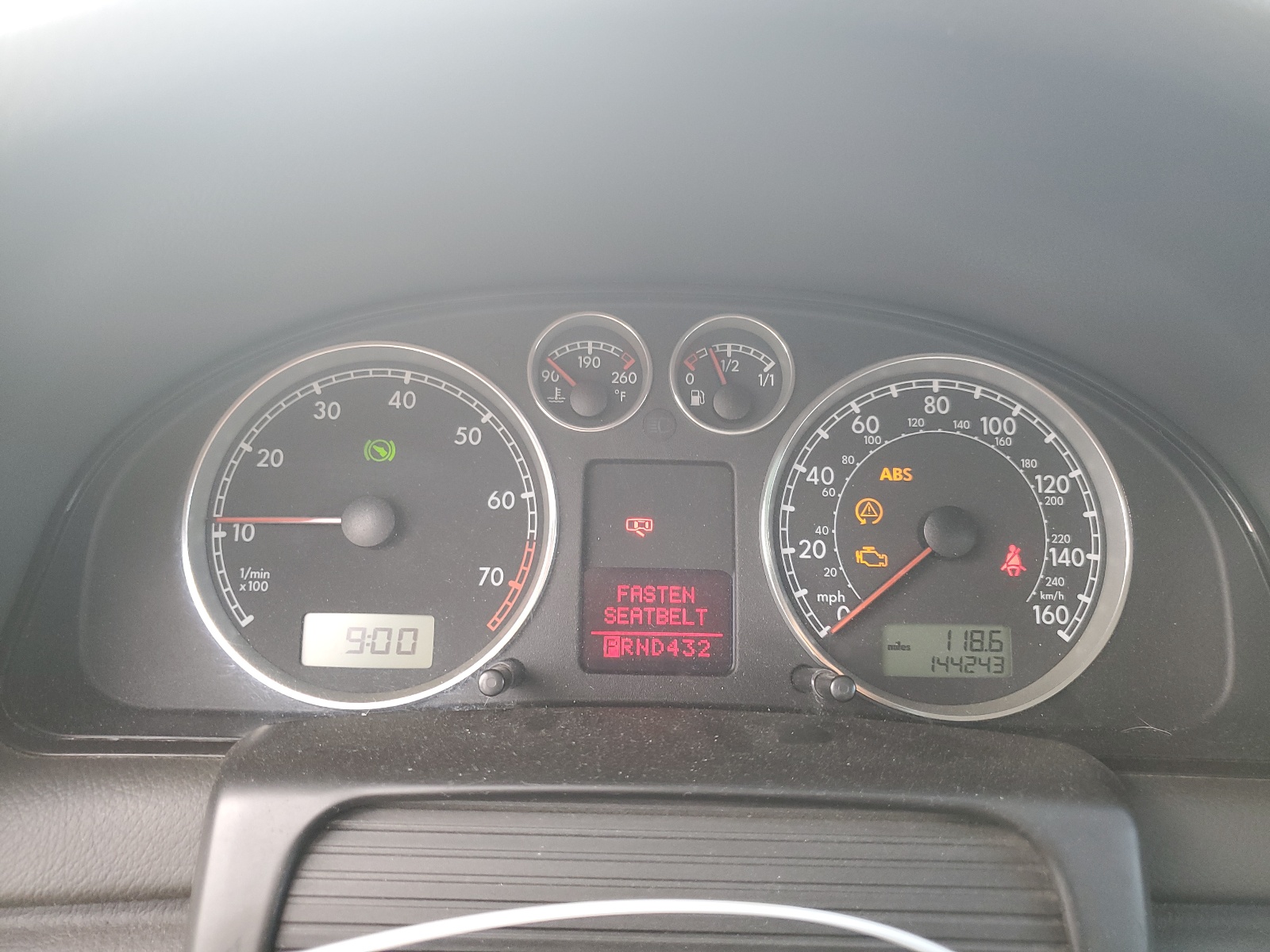 WVWTH63B54P157980 2004 Volkswagen Passat Glx 4Motion