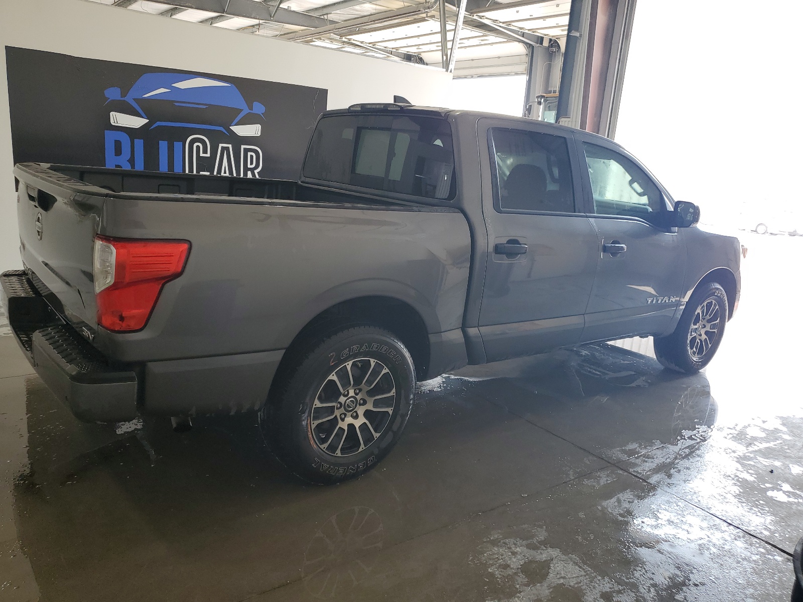 2022 Nissan Titan Sv vin: 1N6AA1EE8NN104030