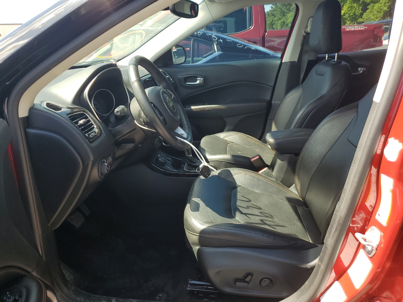 3C4NJDCB8KT673941 2019 Jeep Compass Limited