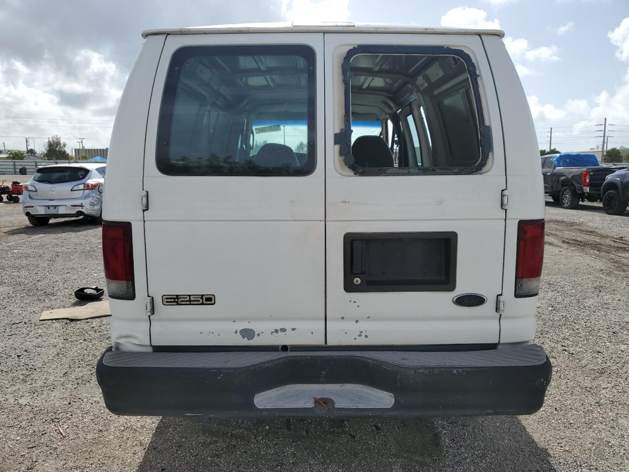 2003 Ford Econoline E250 Van VIN: 1FTNE24W33HA35025 Lot: 62431384