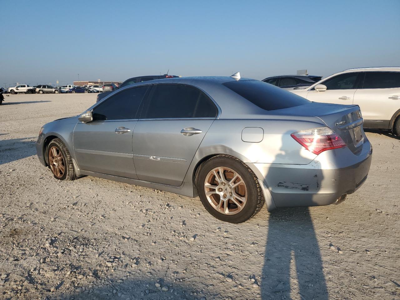 2010 Acura Rl VIN: JH4KB2F66AC001128 Lot: 63760804