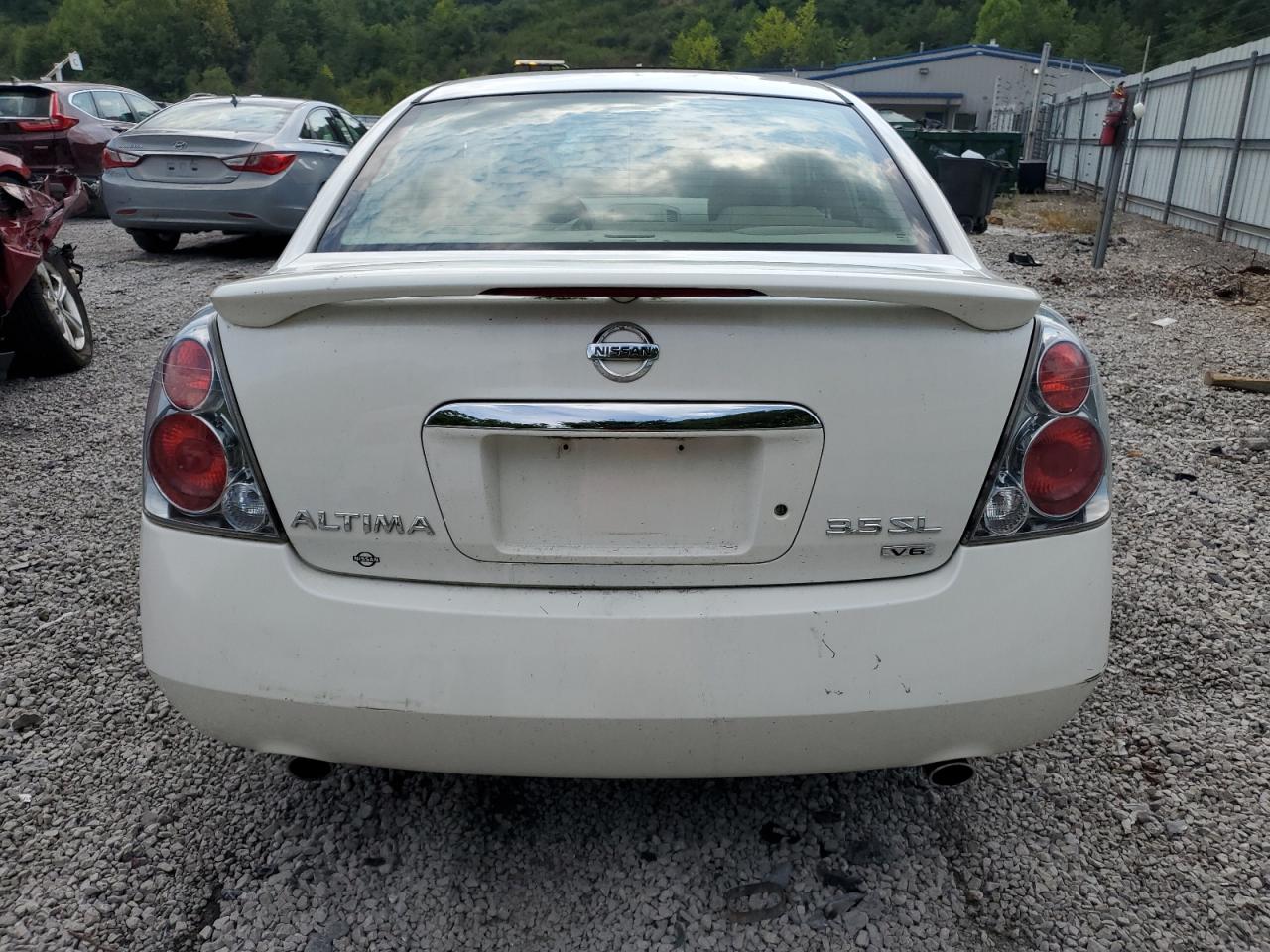 2005 Nissan Altima Se VIN: 1N4BL11D85C383737 Lot: 64300694
