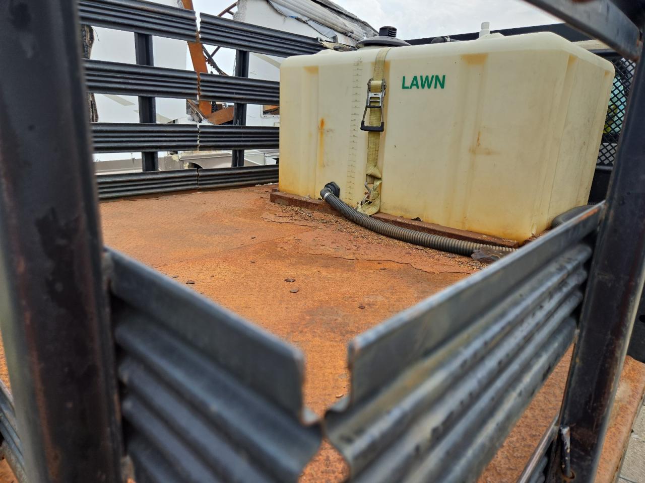 2008 Ford F450 Super Duty VIN: 1FDXF46R28EA74718 Lot: 64255284