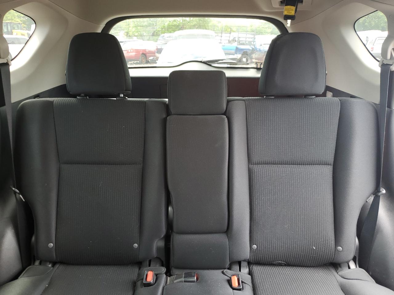 2017 Toyota Rav4 Le VIN: 2T3BFREV2HW553191 Lot: 63007414