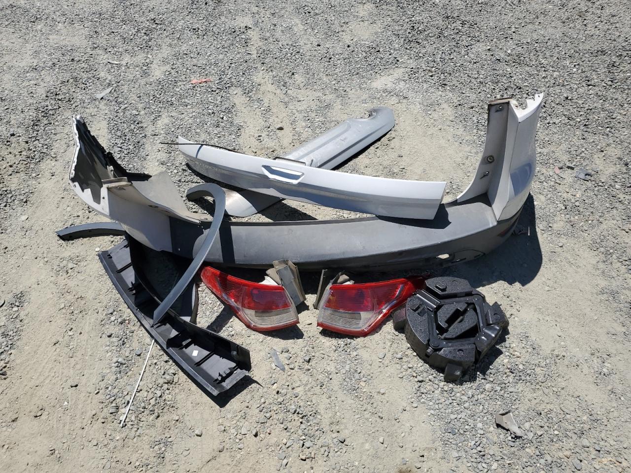 2014 Ford Escape Titanium VIN: 1FMCU0J92EUC22503 Lot: 64677014