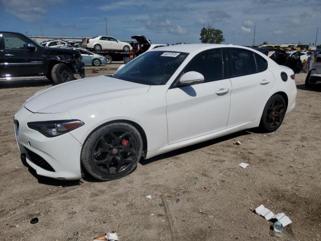 2020 Alfa Romeo Giulia  en Venta en Riverview, FL - Minor Dent/Scratches