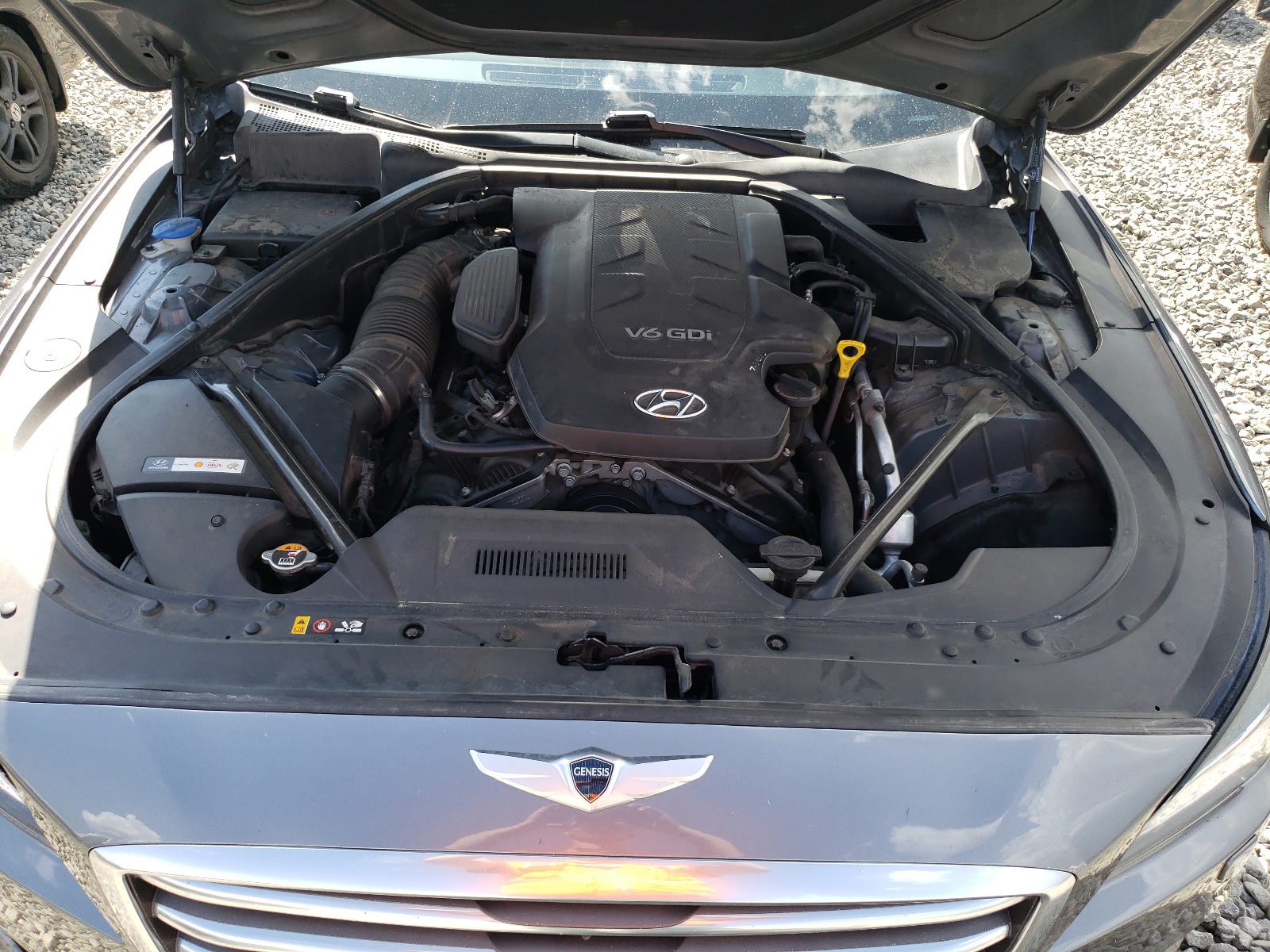 KMHGN4JE3FU020564 2015 Hyundai Genesis 3.8L