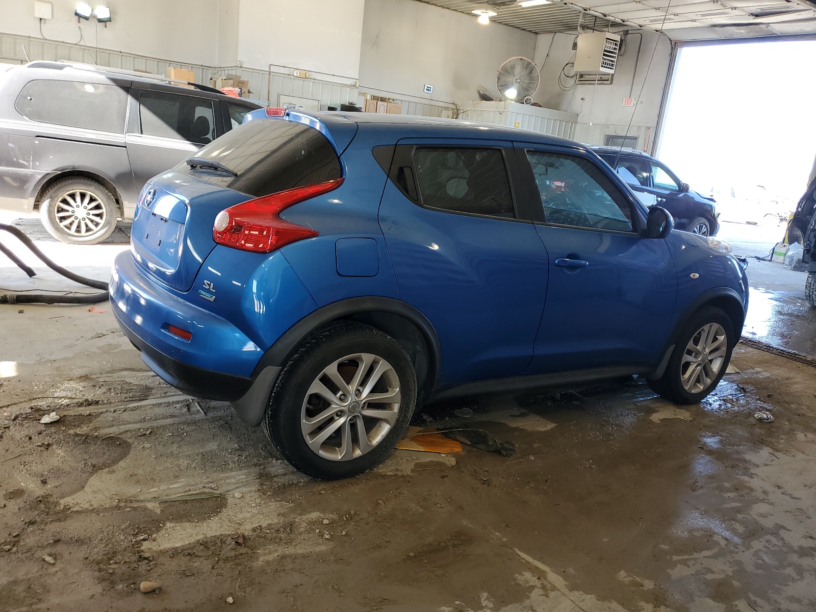 2012 Nissan Juke S vin: JN8AF5MR9CT103160